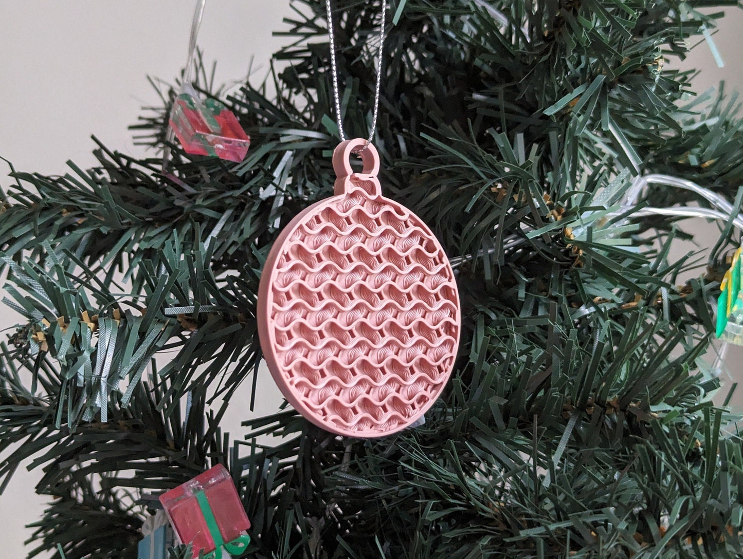 Elegant 3D Printed Ornament Set of 5 - Festive Holiday Decorations, Christmas Tree, Snowflake, Bell, Ball, Star