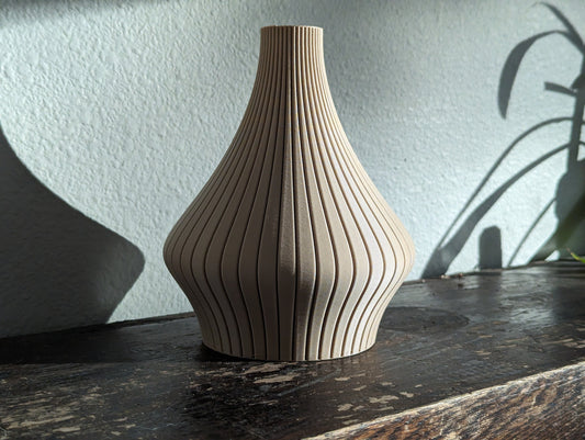 Hopeful Vase, Textured Vase, Eco-Friendly Vase, Blush Pink Décor, Cute Indoor Vase, Modern Vase for Dry Flowers, 3D Printed